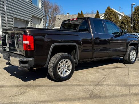 Used 2018 GMC Sierra 1500 SLE w/ SLE Value Package image 3