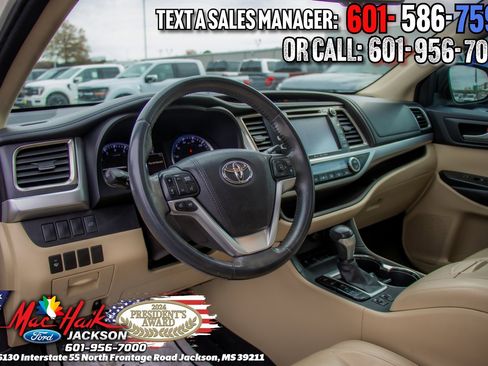 Used 2016 Toyota Highlander XLE image 5