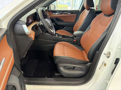 New 2026 Volkswagen Tiguan SEL R-Line AWD/4WD image 5