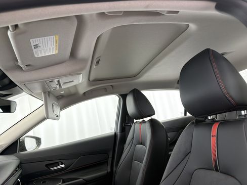 New 2026 Nissan Sentra SR FWD image 15