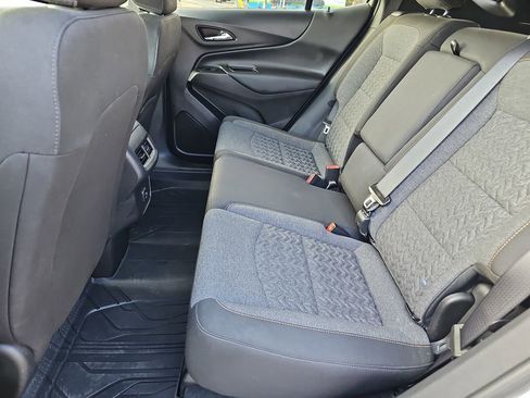 Used 2023 Chevrolet Equinox LT image 16