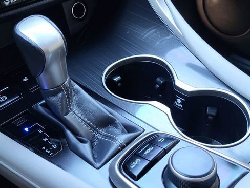 Used 2019 Lexus RX 350 FWD w/ Accessory Package image 15