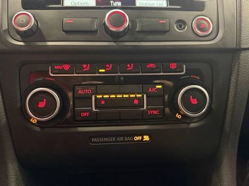 Used 2013 Volkswagen Golf R 4-Door AWD/4WD image 22