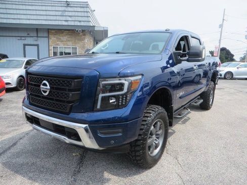 Used 2021 Nissan Titan SV w/ SV Convenience Package AWD/4WD image 37