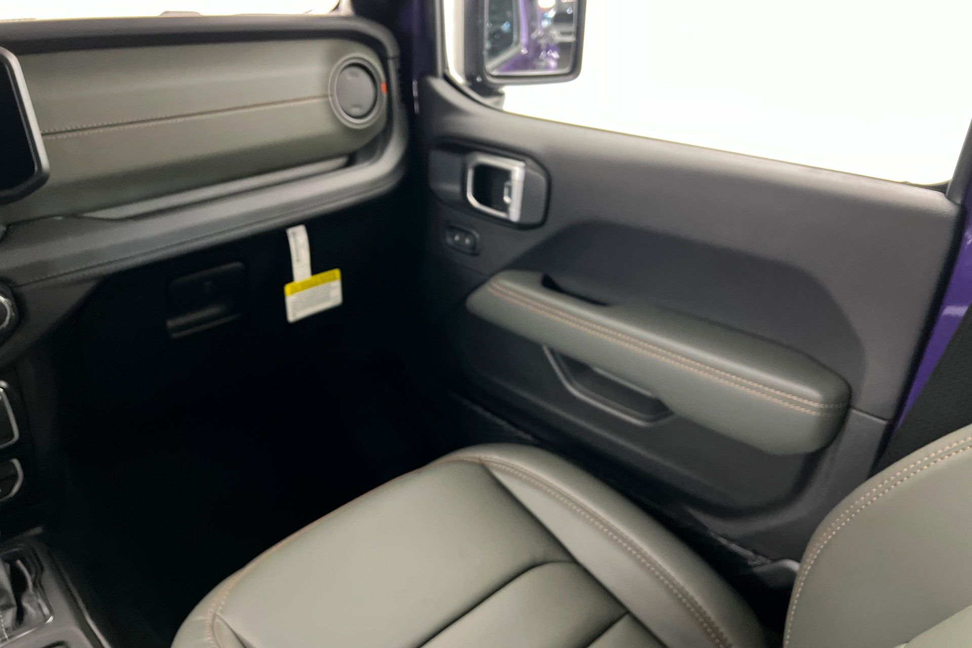 New 2026 Jeep Gladiator Mojave AWD/4WD image 10