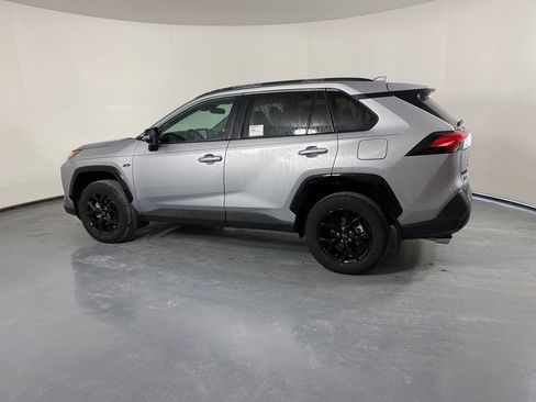 New 2025 Toyota RAV4 XLE image 6