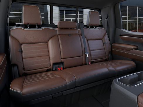 New 2026 GMC Sierra 1500 Denali Ultimate w/ LPO, Black Badging Package AWD/4WD image 17