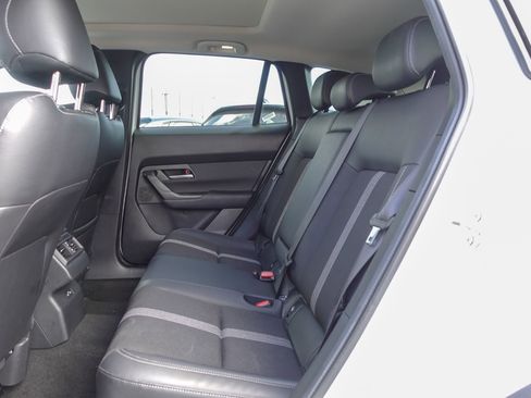 Used 2025 MAZDA CX-50 AWD 2.5 S w/ Premium Package image 14
