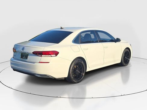 Used 2021 Volkswagen Passat 2.0T SE FWD image 5