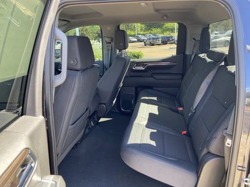 Used 2024 Chevrolet Silverado 1500 LT AWD/4WD image 47
