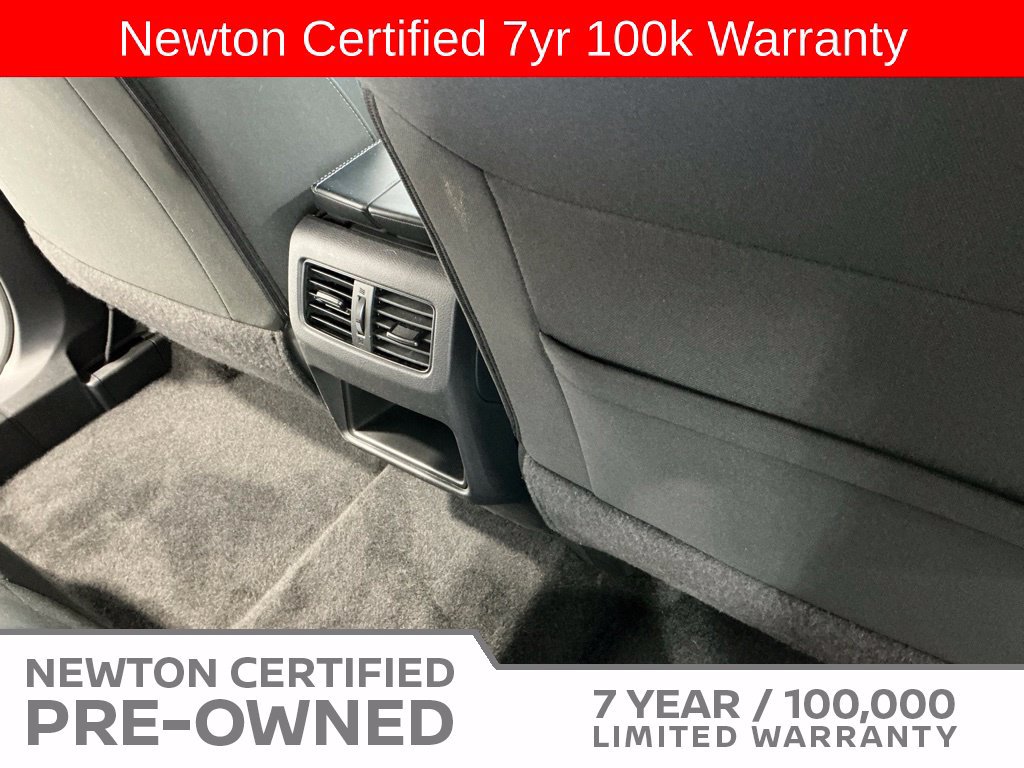Used 2023 Nissan Rogue S FWD image 15