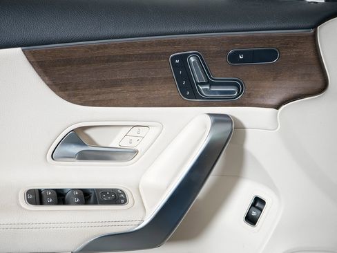 Certified 2022 Mercedes-Benz A 220 A 220 image 10