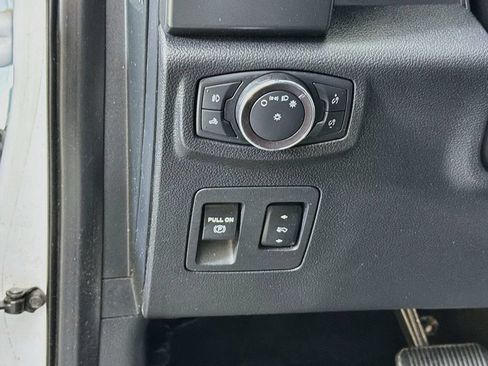 Used 2019 Ford F150 XLT w/ Equipment Group 302A Luxury AWD/4WD image 29