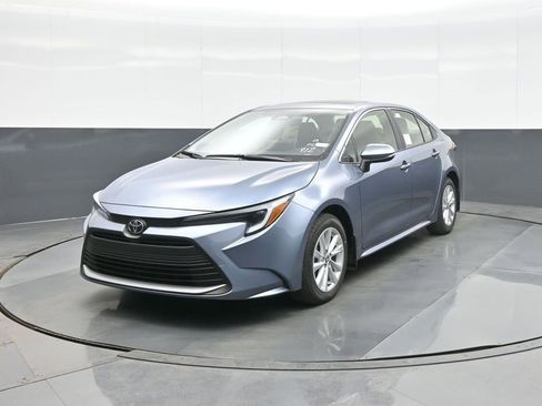 New 2026 Toyota Corolla XLE image 3