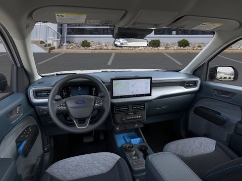 Used 2025 Ford Maverick XLT w/ 4K Tow Package image 9