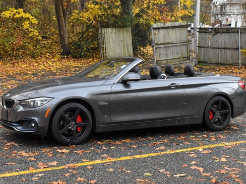 Used 2018 BMW 430i Convertible image 3