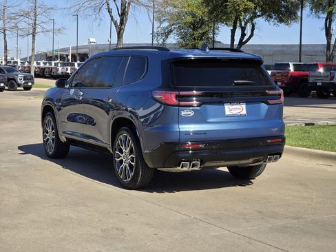 Used 2026 GMC Acadia Denali Ultimate w/ LPO, Floor Liner Package image 6