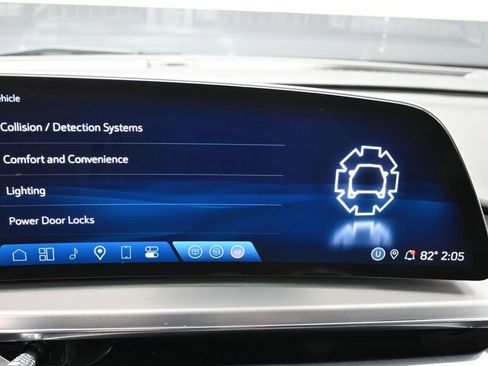 Used 2024 Cadillac Lyriq Sport AWD/4WD image 27