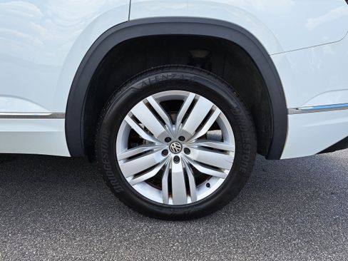 Used 2019 Volkswagen Atlas SE w/ Panoramic Sunroof Package AWD/4WD image 34
