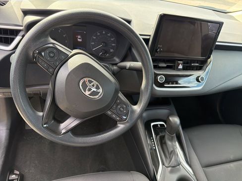 Used 2024 Toyota Corolla LE image 11