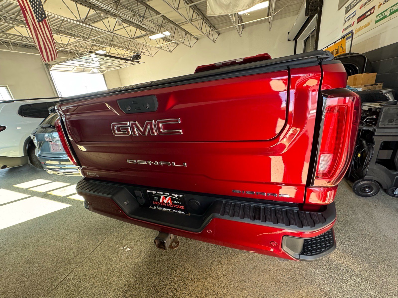 Used 2022 GMC Sierra 2500 Denali w/ Denali Ultimate Package AWD/4WD image 6