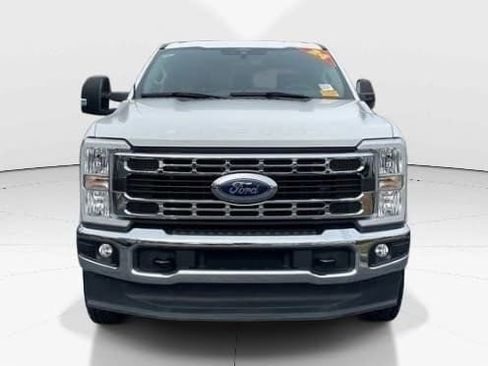 Used 2024 Ford F250 XLT image 8