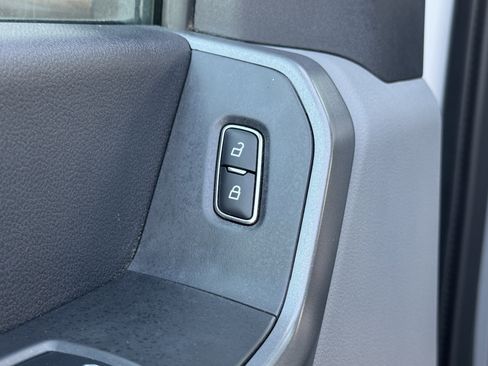 Used 2024 Ford F350 XLT image 34