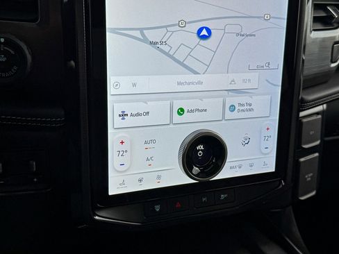 New 2025 Ford F150 Lightning Platinum image 31