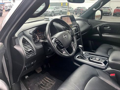 Used 2022 Nissan Armada SL w/ Midnight Edition Package image 8