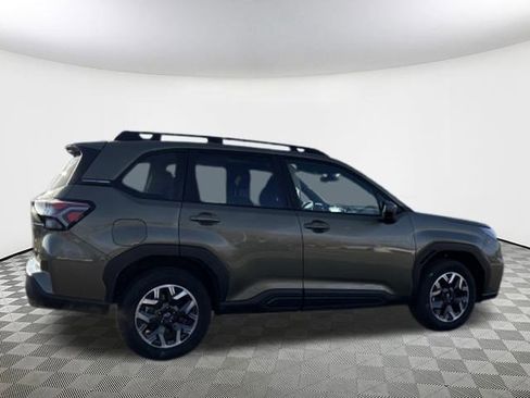 Certified 2026 Subaru Forester Premium image 8