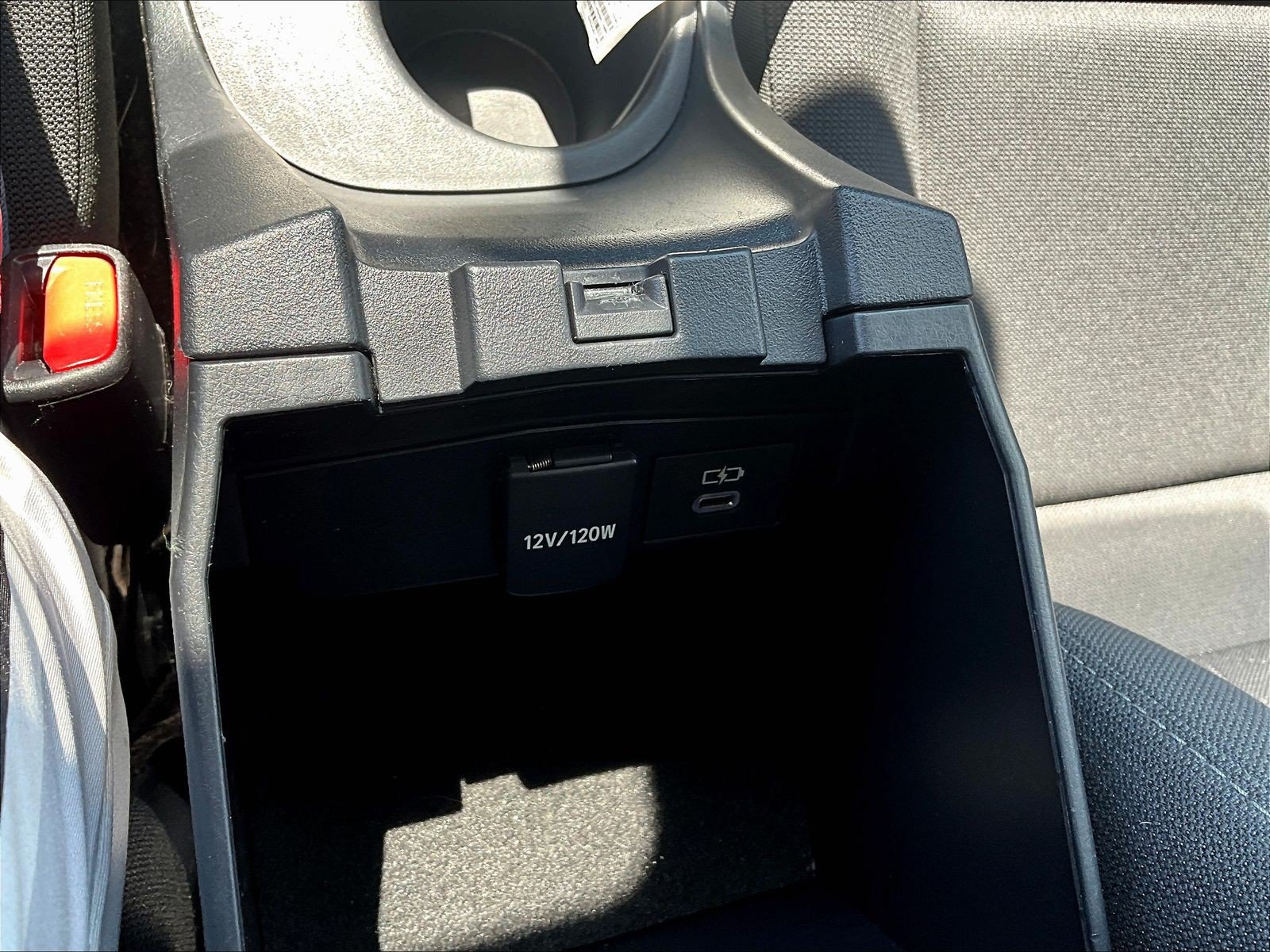 Used 2025 Toyota Corolla LE FWD image 16