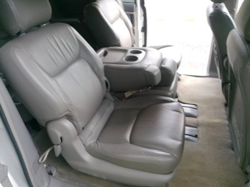 Used 2007 Toyota Sienna LE w/ LE Pkg 3 FWD image 21