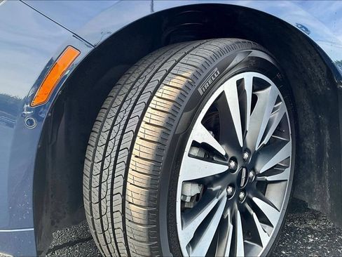 Used 2018 Lincoln MKZ Reserve FWD image 37