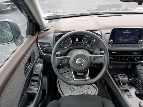 Used 2023 Nissan Rogue S image 20