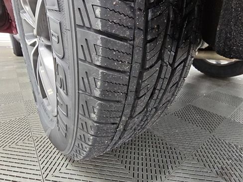 Used 2019 Jeep Grand Cherokee Limited AWD/4WD image 46