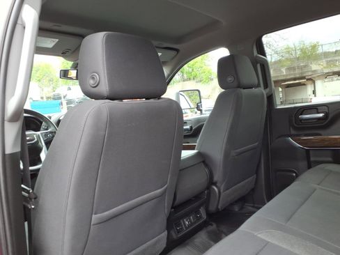 Used 2023 GMC Sierra 3500 SLE w/ SLE Value Package AWD/4WD image 12