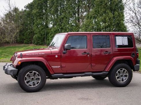Used 2013 Jeep Wrangler Unlimited Rubicon w/ Connectivity Group AWD/4WD image 8