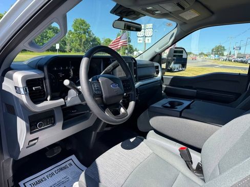 Used 2025 Ford F350 XLT w/ FX4 Off-Road Package AWD/4WD image 22