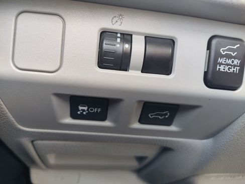 Used 2015 Subaru Forester 2.5i Limited image 30