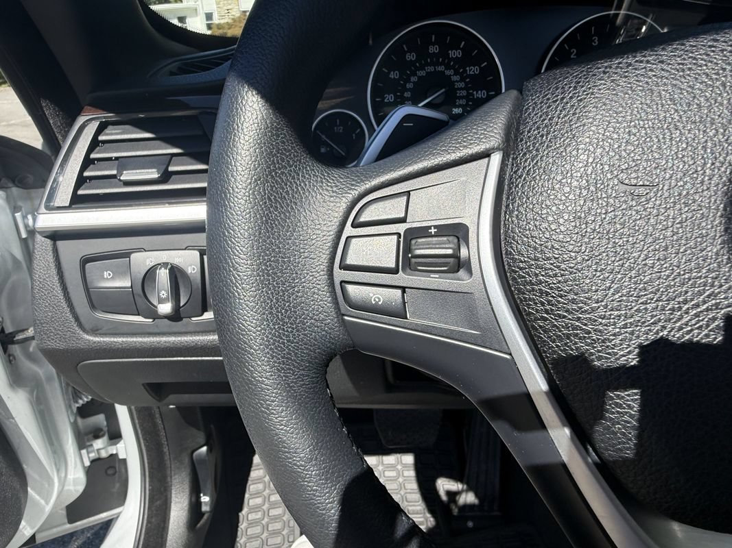 Used 2014 BMW 428i Convertible RWD image 23