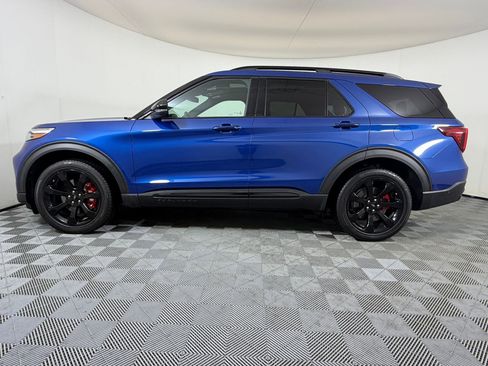 Used 2020 Ford Explorer ST w/ ST Street Pack AWD/4WD image 2