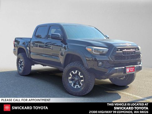 Used 2017 Toyota Tacoma TRD Off-Road w/ Tow Package (A/T) AWD/4WD image 1