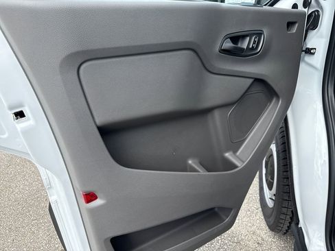 New 2025 Ford Transit 150 Low Roof image 17