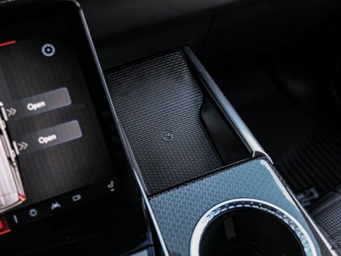 Used 2026 Cadillac Escalade V w/ LPO, Floor Liner Package image 59