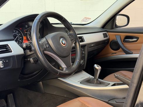 Used 2010 BMW 328i Sedan RWD image 10