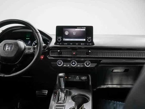 Used 2023 Honda Civic Sport image 12