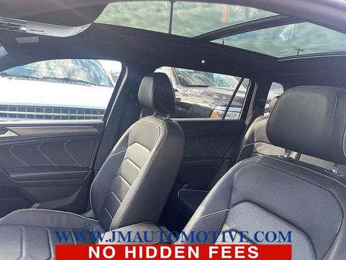 Used 2022 Volkswagen Tiguan SEL R-Line AWD/4WD image 3