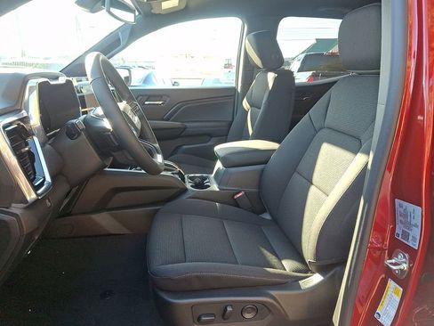 New 2026 GMC Canyon Elevation w/ Convenience Package image 9