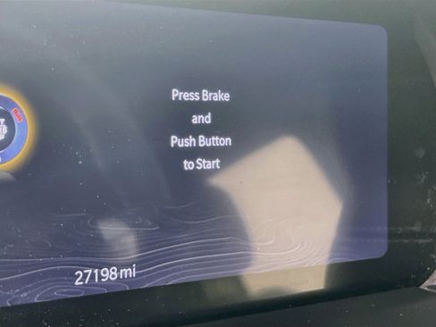 Used 2023 Jeep Grand Cherokee Altitude image 12