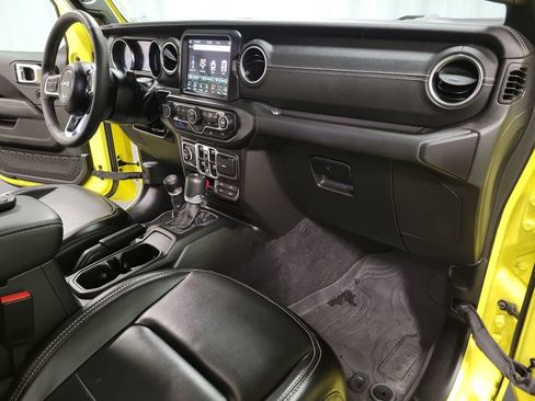 Used 2023 Jeep Wrangler Unlimited Sahara w/ Dual Top Group AWD/4WD image 34